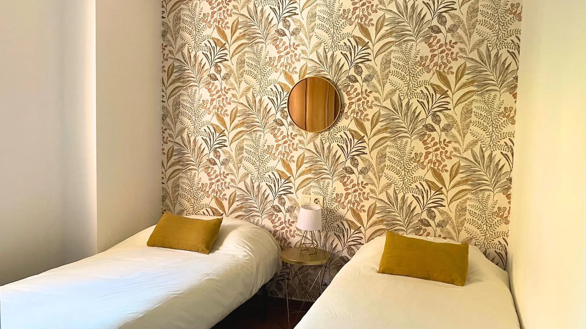 Jardin Privado # Netflix # Playa A 8Min # Wifi # Familia # Apartamento Vera Appartement